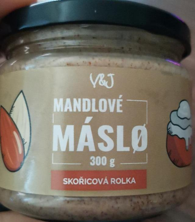 Fotografie - Mandlové máslo Skořicová rolka V&J