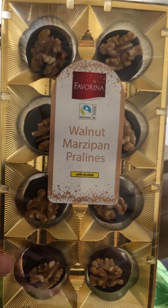 Fotografie - Walnut Marzipan Pralines Favorina