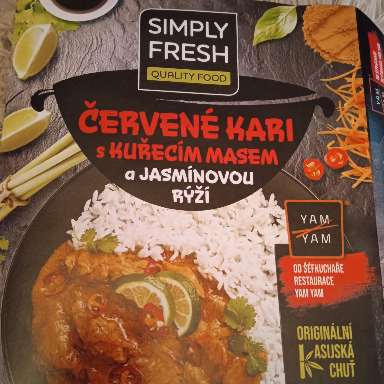 Fotografie - Červené kari s kuřecím masem a jasmínovou rýží Simply Fresh