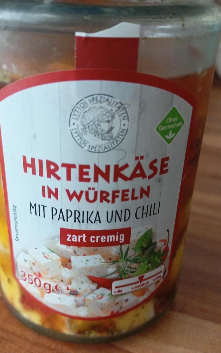 Fotografie - Hirtenkäse in Würfeln mit paprika und chili