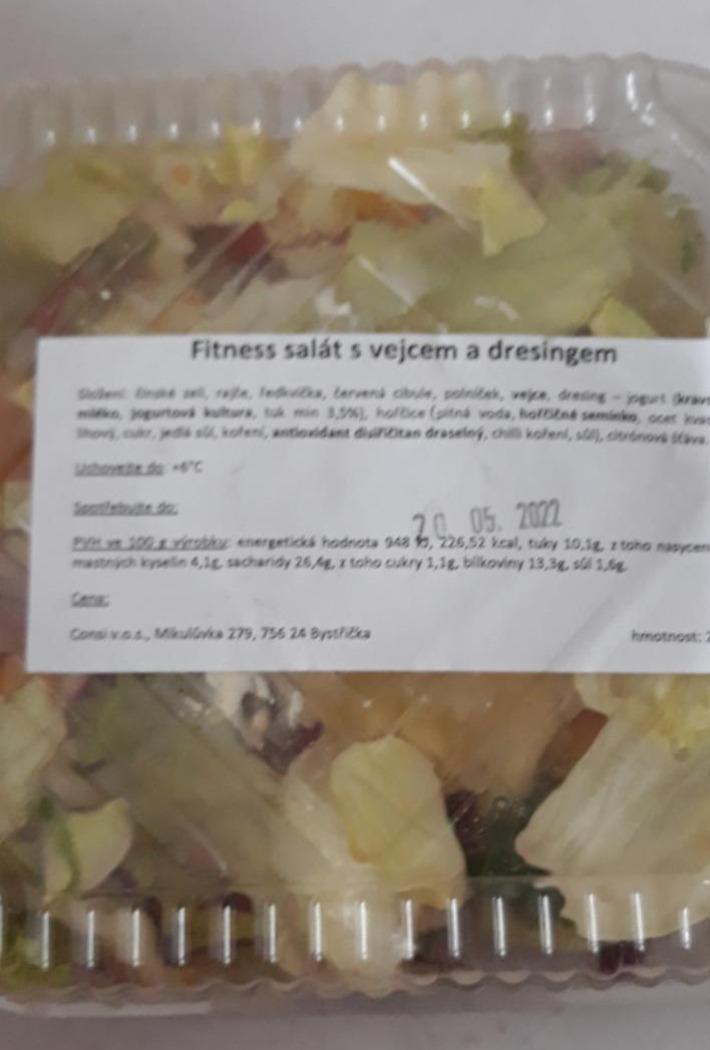 Fotografie - Fitness salát s vejcem a dresingem Consi