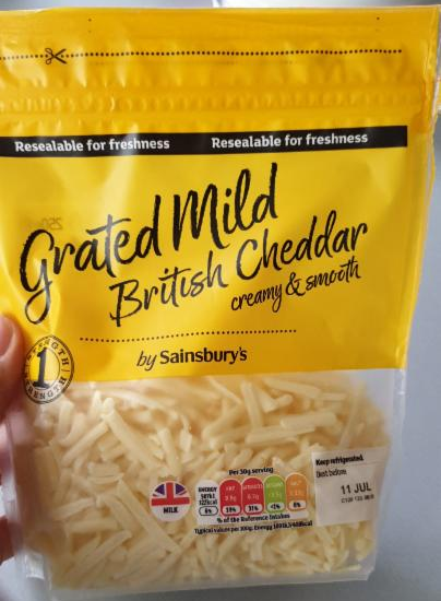 Fotografie - Grated Mild British Cheddar Sainsbury's