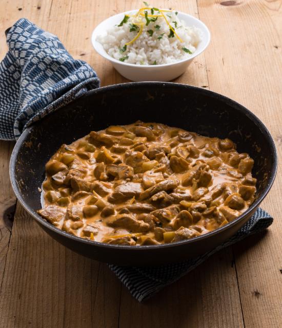 Fotografie - Hovězí stroganoff s rýží