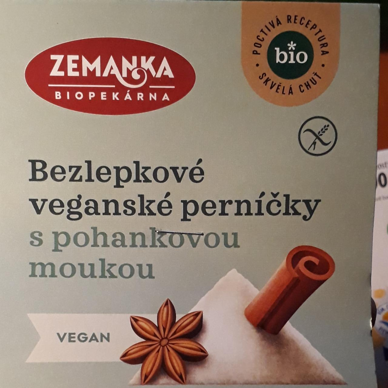 Fotografie - Bio bezlepkové veganské perníčky s pohankovou moukou Zemanka