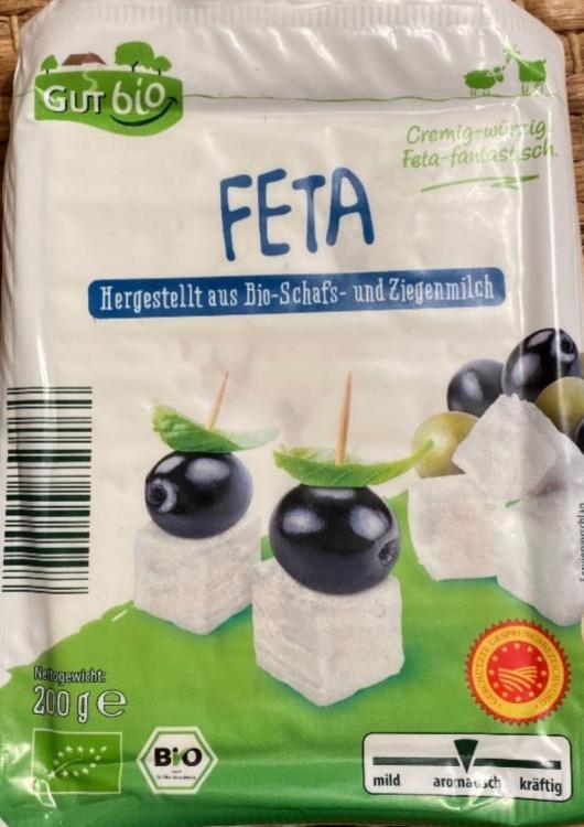 Fotografie - Feta Hergestellt aus Bio-Schafs- und Ziegenmilch GutBio