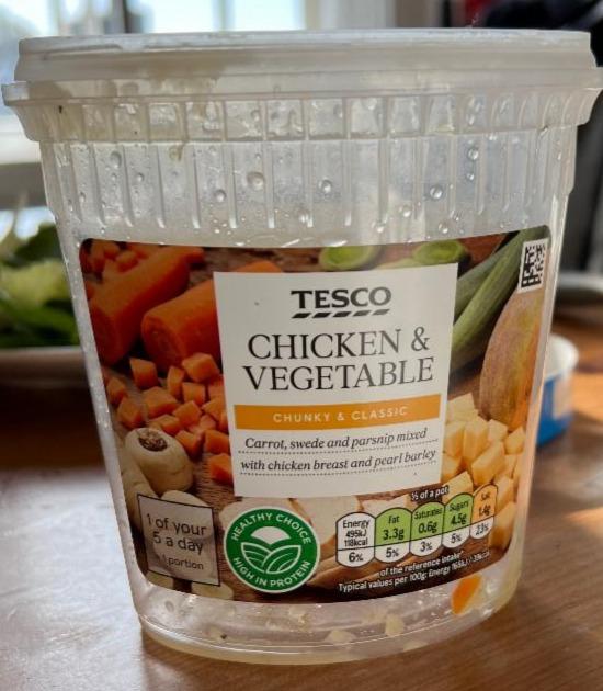 Fotografie - Chicken & Vegetable Soup Tesco