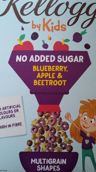 Fotografie - Blueberry, apple & beetroot multigrain shapes W. K. Kellogg