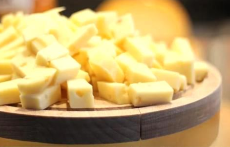 Fotografie - sýr gouda 48% K-Classic