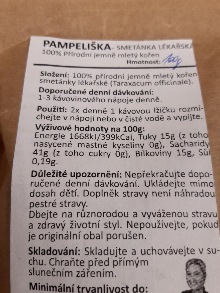 Fotografie - pampeliškový kořen