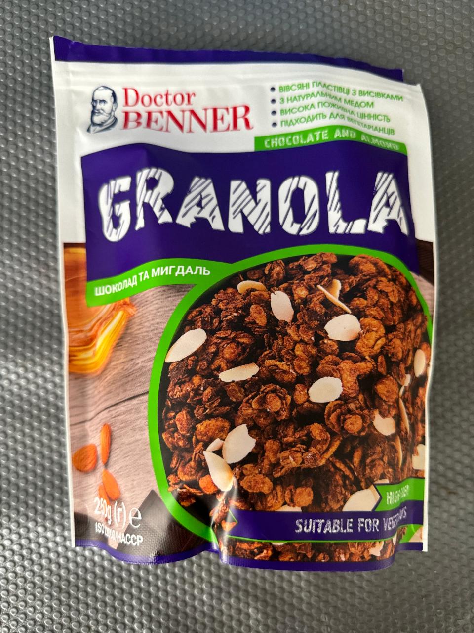 Fotografie - Granola Chocolate and Almond Doctor Benner