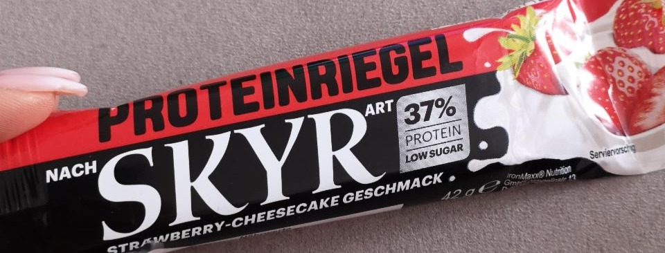 Fotografie - Proteinriegel nach Skyr strawberry-cheesecake geschmack