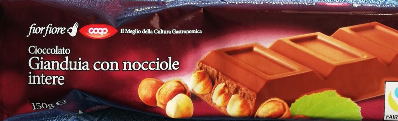 Fotografie - Cioccolato gianduia con nocciole intere Coop