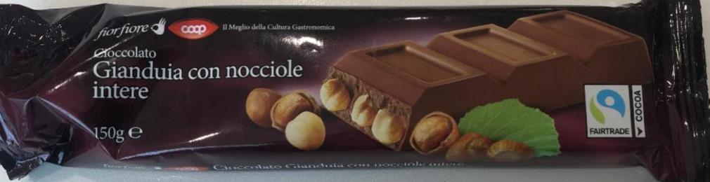 Fotografie - Cioccolato gianduia con nocciole intere Coop