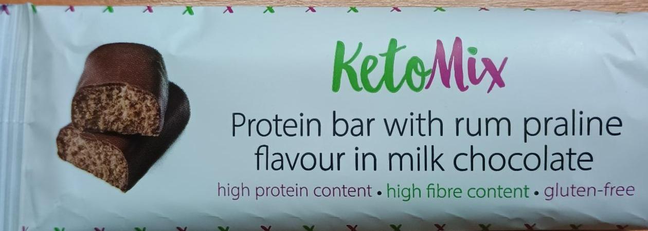 Fotografie - Protein bar with rum praline flavour in milk chocolate KetoMix