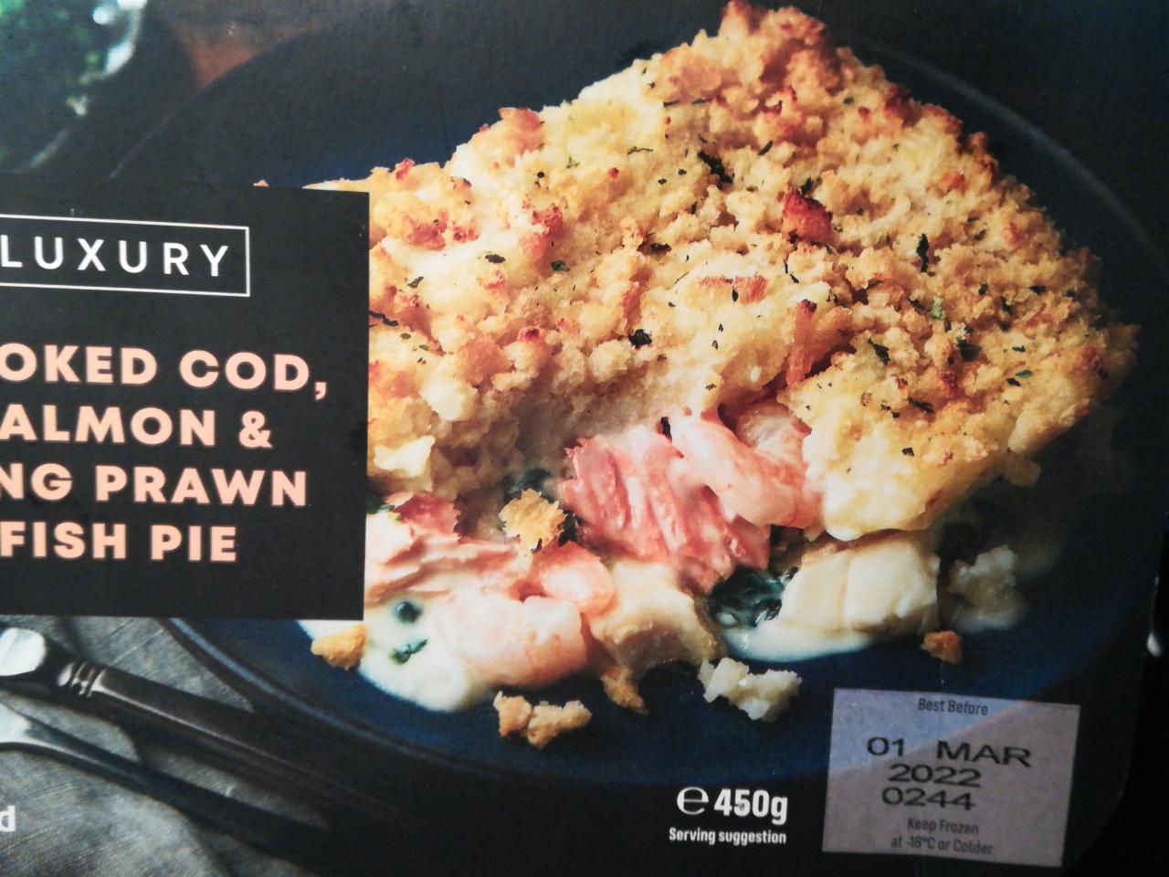 Fotografie - smoked cod, salmon & kinf prawn fish pie Luxury