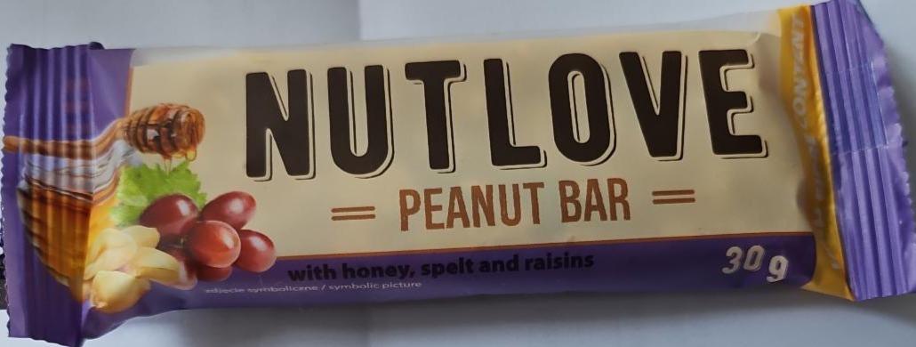 Fotografie - Peanut bar with honey, spelt and raisins NUTLOVE