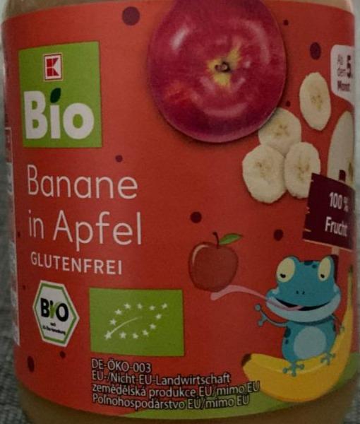 Fotografie - Banane in Apfel K-Bio