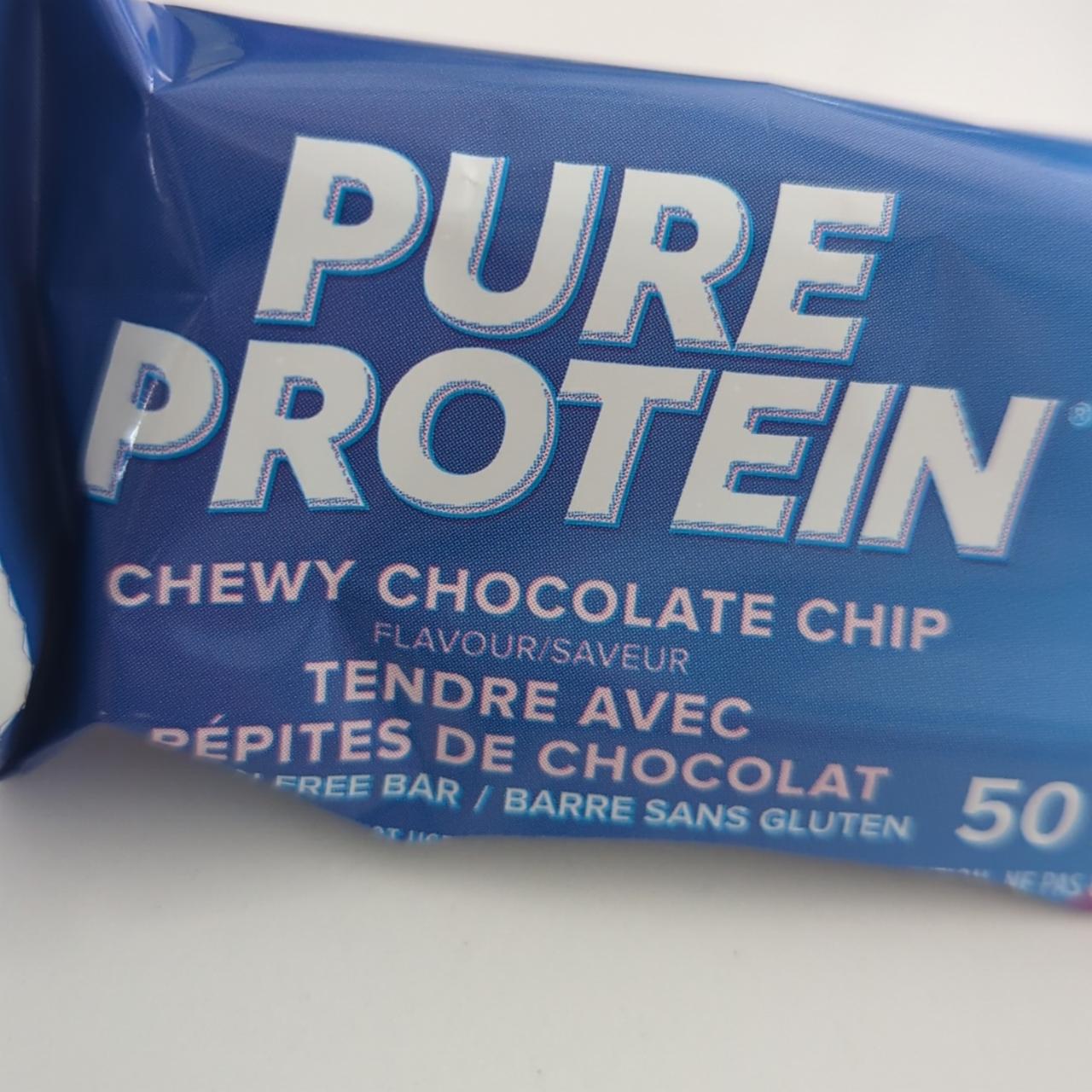 Fotografie - Chewy chocolate chip gluten free bar Pure Protein