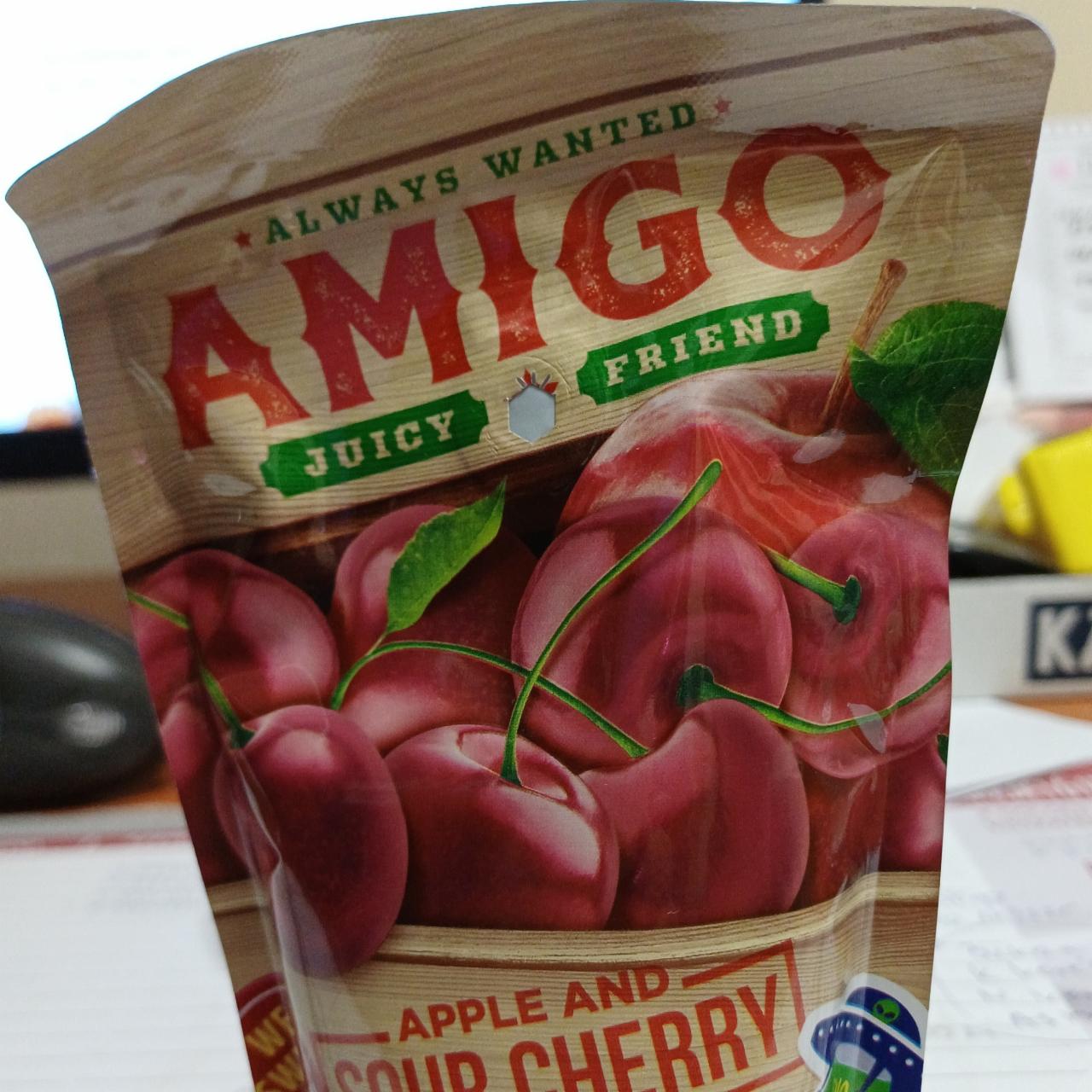 Fotografie - Apple and Sour cherry Amigo