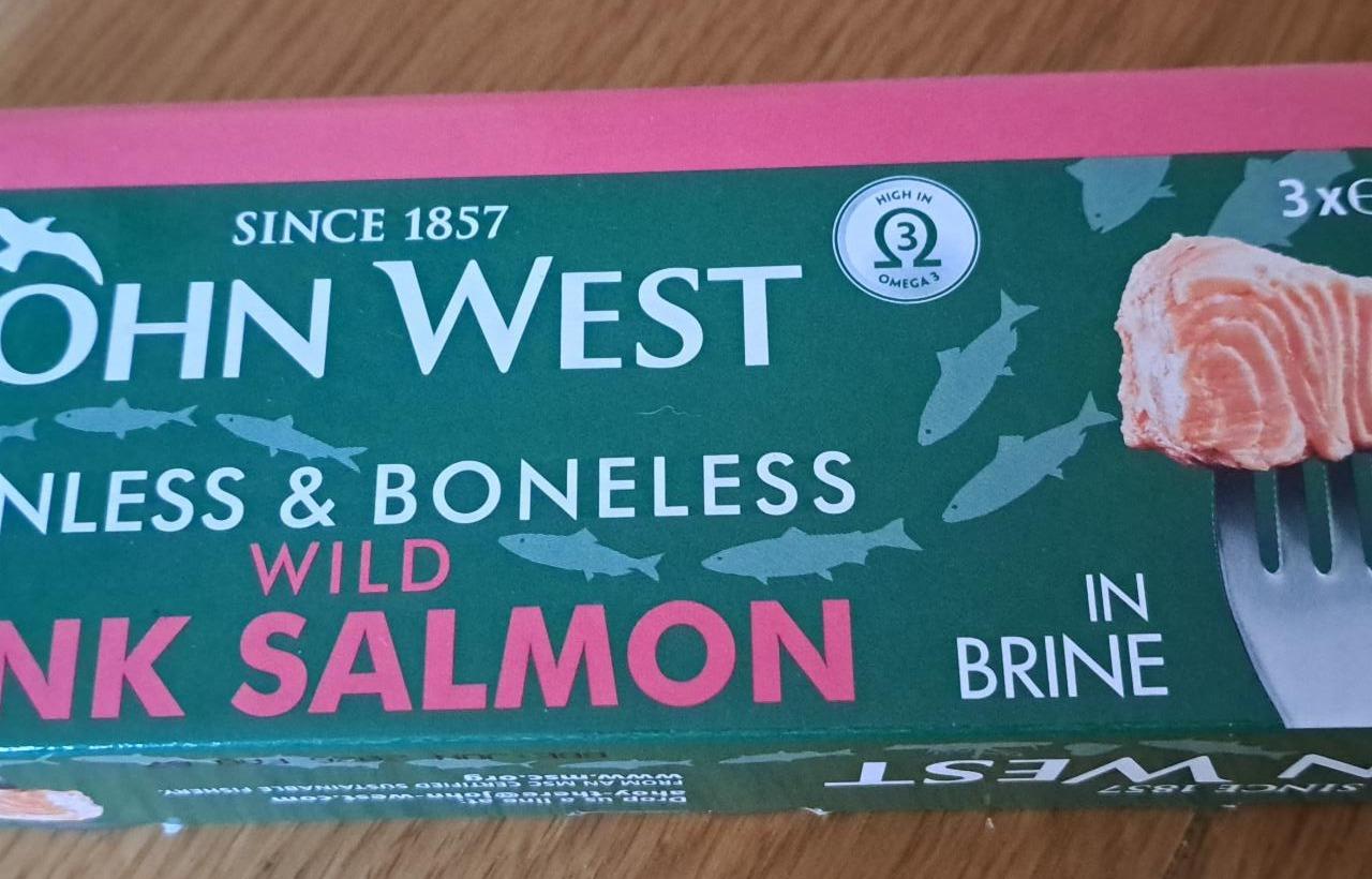 Fotografie - Wild pink salmon in brine John West