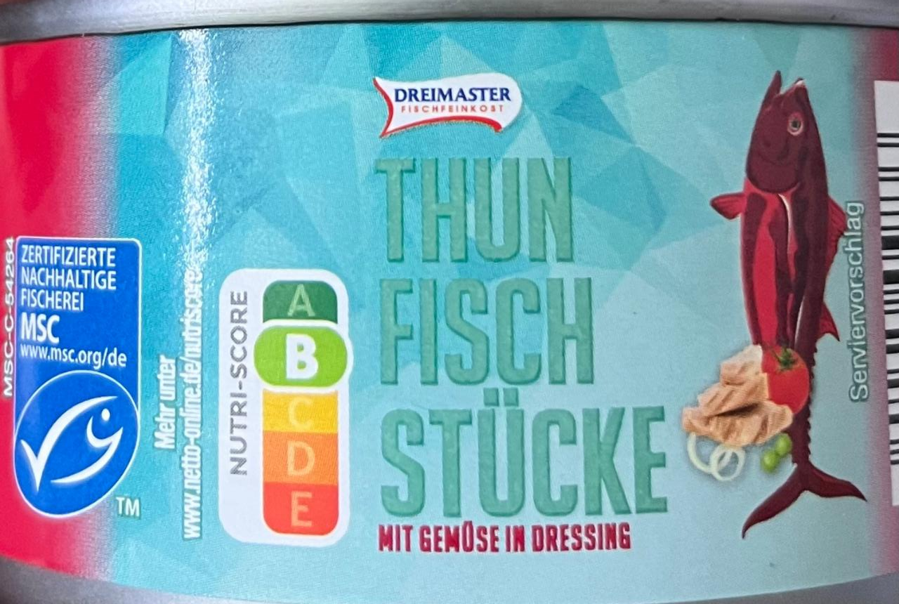 Fotografie - Thunfisch stücke mit gemüse in dressing Dreimaster