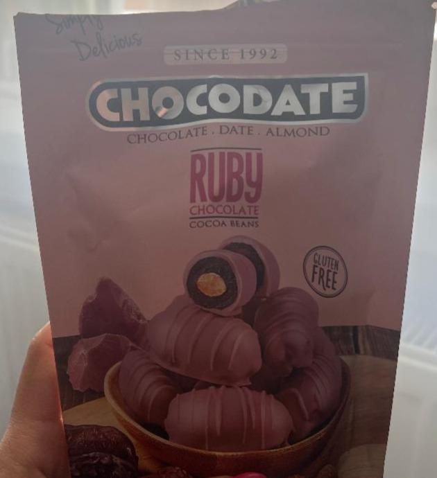 Fotografie - Ruby chocolate date almond Chocodate