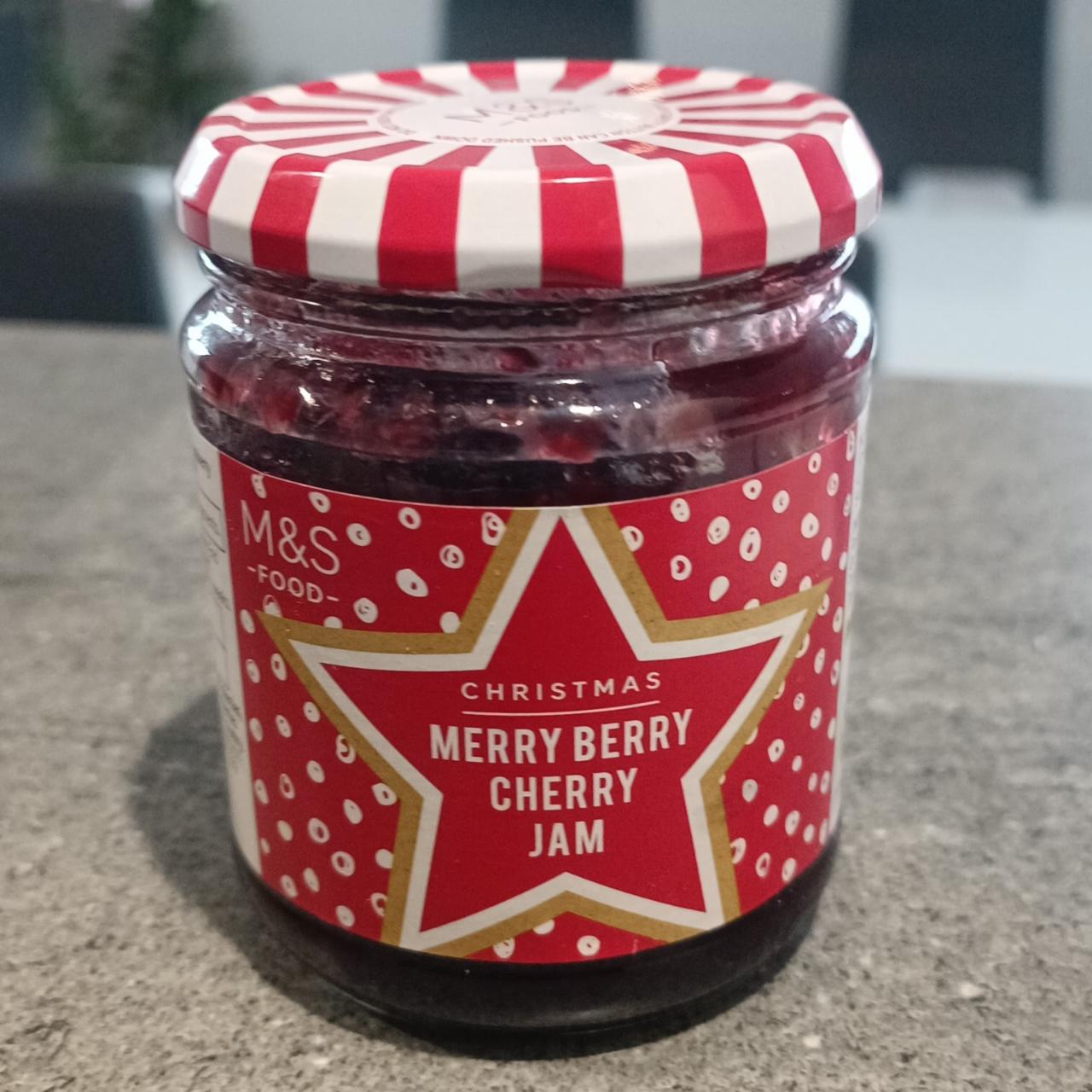 Fotografie - Merry Berry Cherry Jam M&S Food