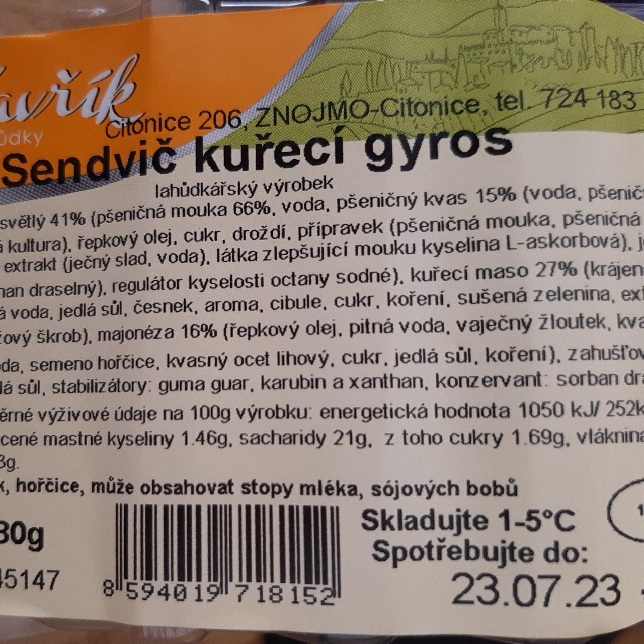 Fotografie - Sendvič kuřecí gyros Vavřík lahůdky