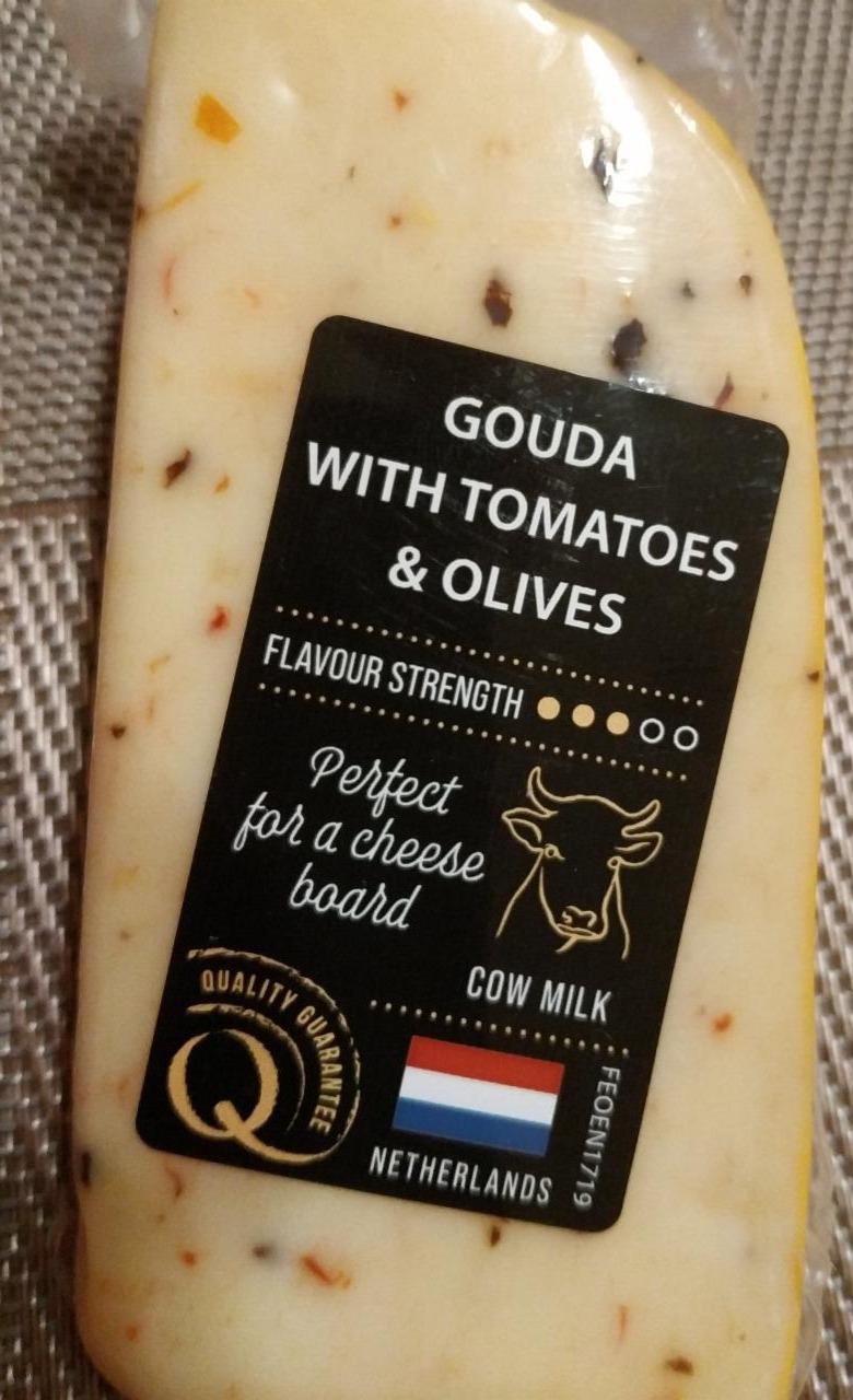 Fotografie - Gouda with tomatoes & olives Euroser