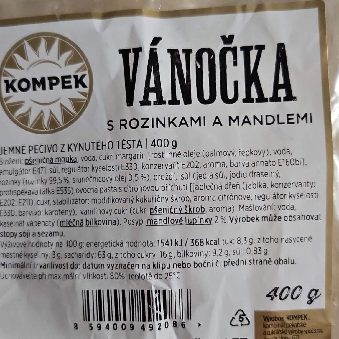 Fotografie - Vánočka s rozinkami a mandlemi Kompek