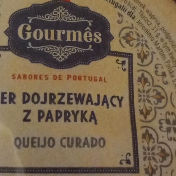 Fotografie - ser dojrzewający z paprykou Gourmês