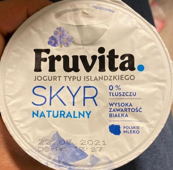 Fotografie - Skyr naturalny jogurt typu islandzkiego 0% tłuszczu FruVita