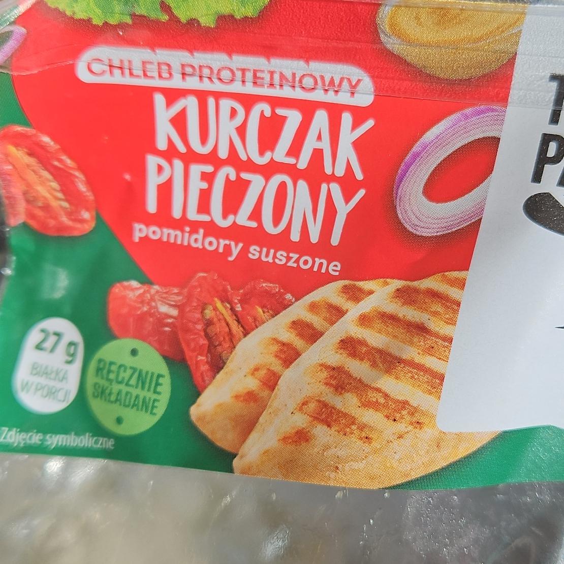 Fotografie - Chleb proteinowy kurczak pieczony pomidory suszone Tomcio Paluch