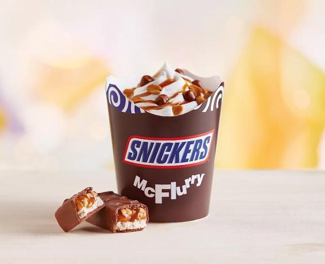 Fotografie - McFlurry Snickers McDonald's