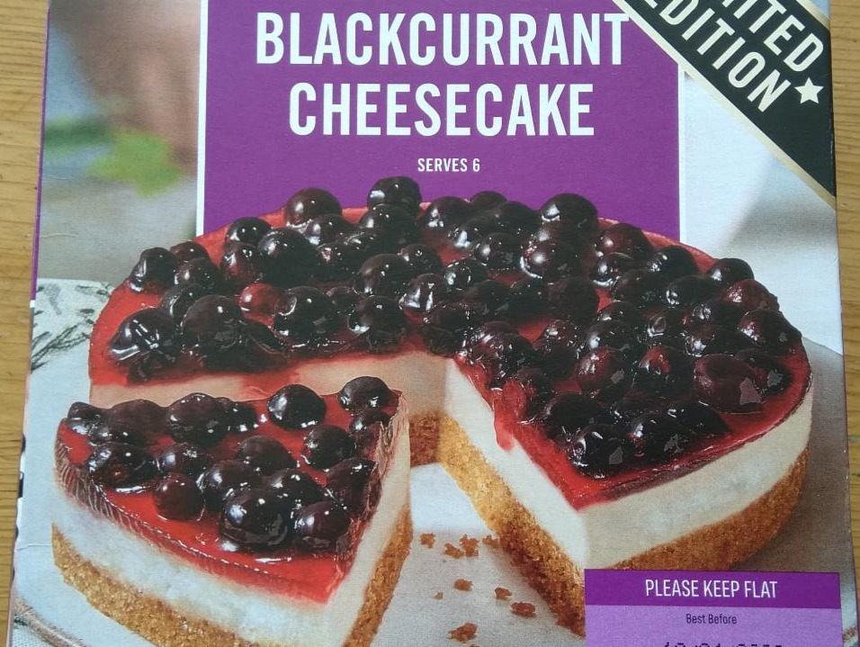 Fotografie - Cheesecake s černým rybízem Iceland