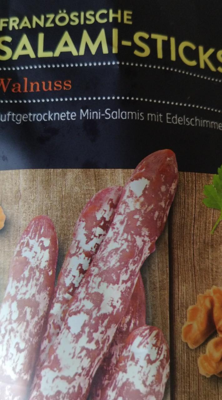 Fotografie - Französische Salami-Sticks Walnuss