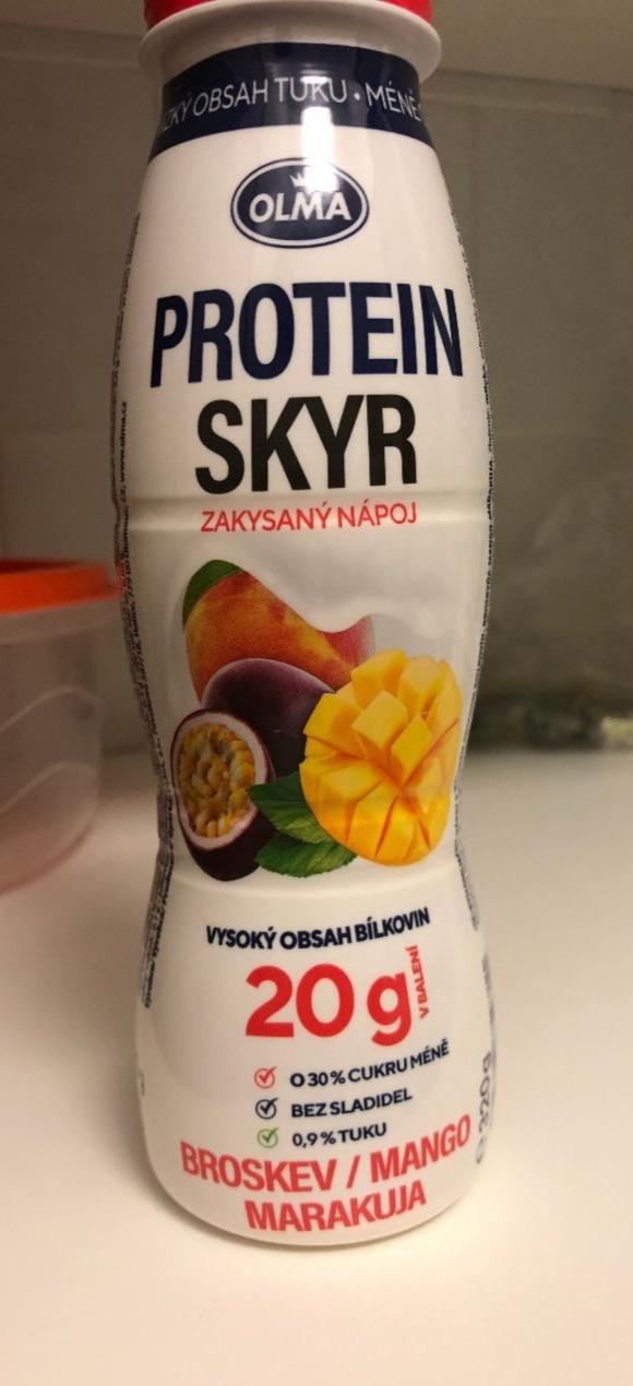 Fotografie - Protein skyr zakysaný nápoj broskev-mango-marakuja Olma