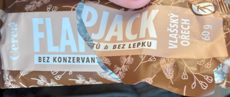 Fotografie - Flapjack vlašský ořech Cerea