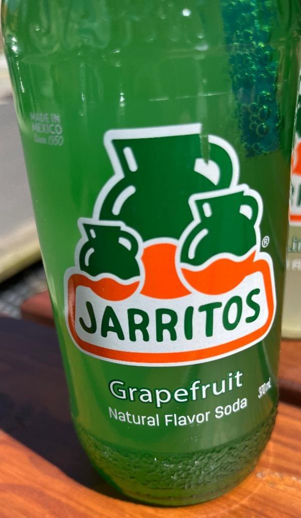 Fotografie - Grapefruit Natural Flavor Soda Jarritos