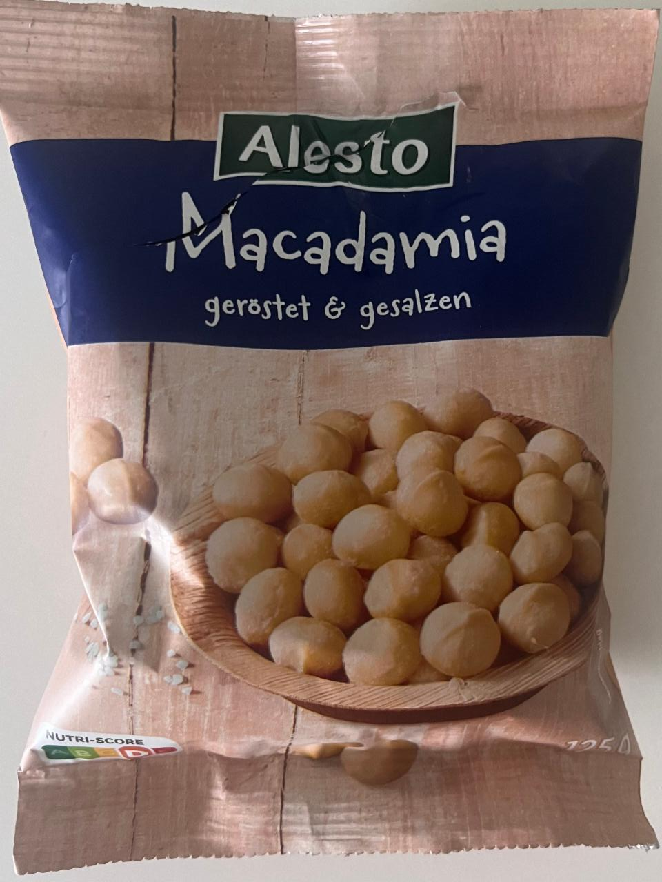 Fotografie - Macadamia nuts roasted & salted Alesto