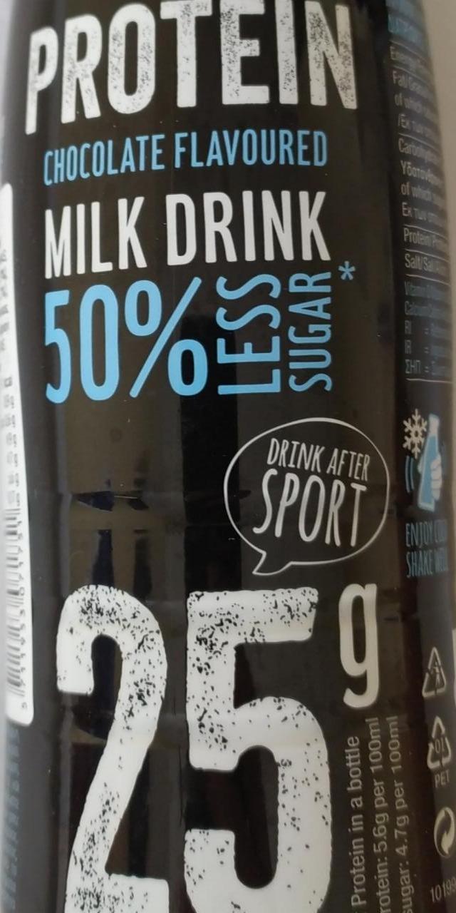 Fotografie - Protein chocolate flavoured milk drink 50% less sugar 25g protein Arla