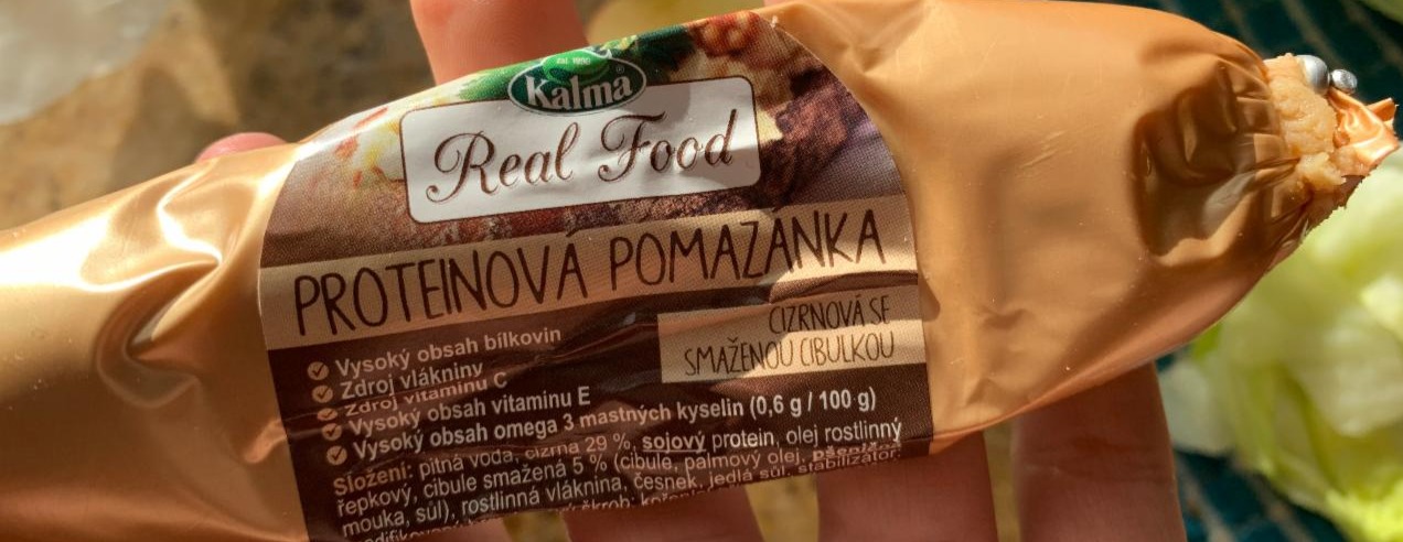 Fotografie - Proteinová pomazánka Cizrnová se smaženou cibulkou Kalma