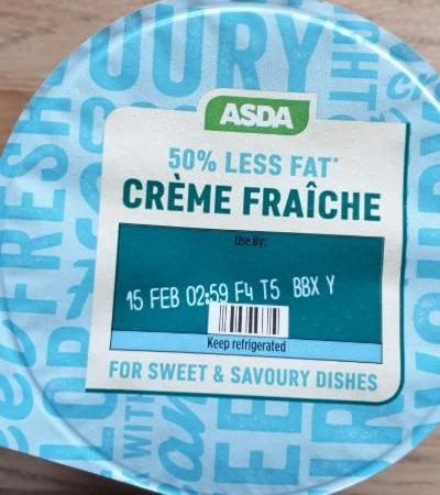 Fotografie - Creme fraiche 50% less fat for sweet & savoury dishes (smetana) Asda