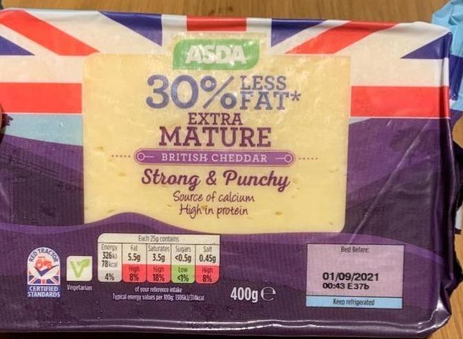 Fotografie - 30% Less Fat Extra Mature British Cheddar Asda