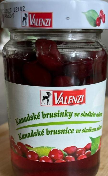 Fotografie - Kanadské Brusinky ve sladkém nálevu Valenzi