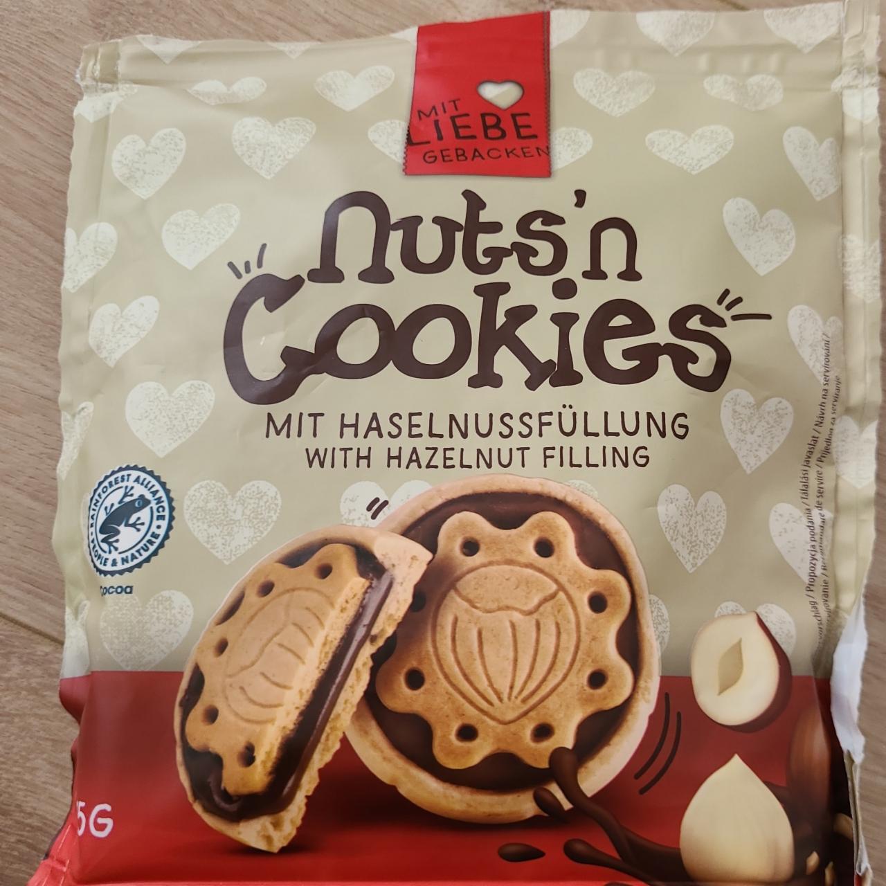 Fotografie - nuts'n cookies mít haselnussfullung Mit Liebe gebacken