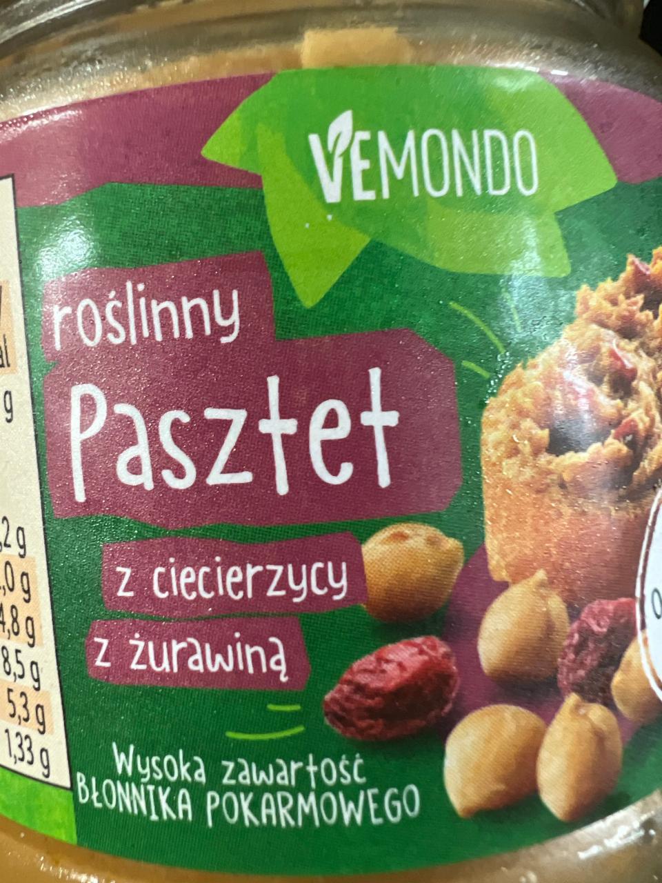 Fotografie - Roslinny pasztet z ciecierzycy z żurawiną Vemondo