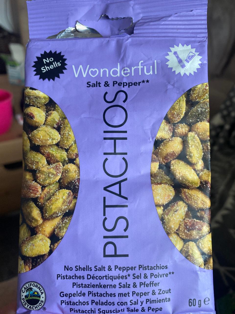 Fotografie - No shells salt & pepper pistachios Wonderful