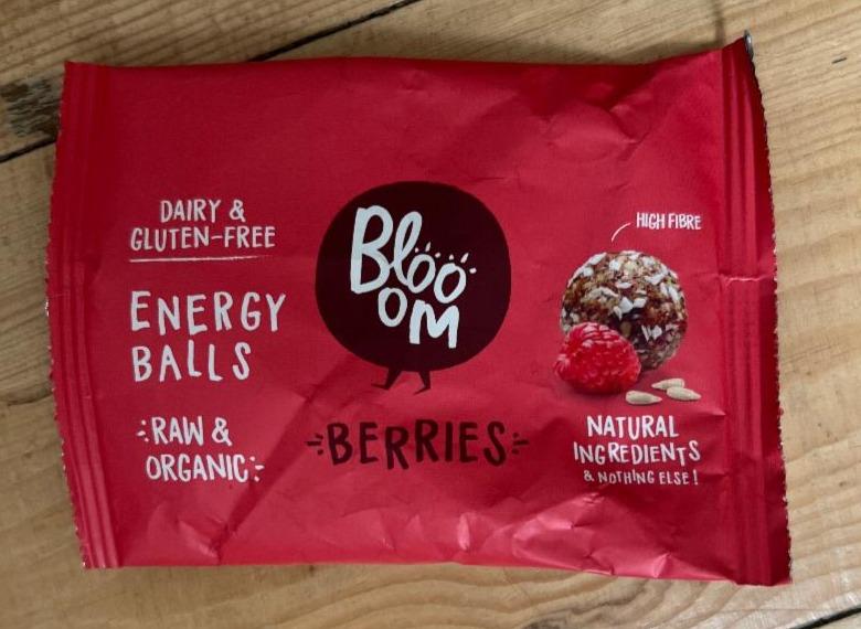 Fotografie - Berries gluten-free energy balls Blooom