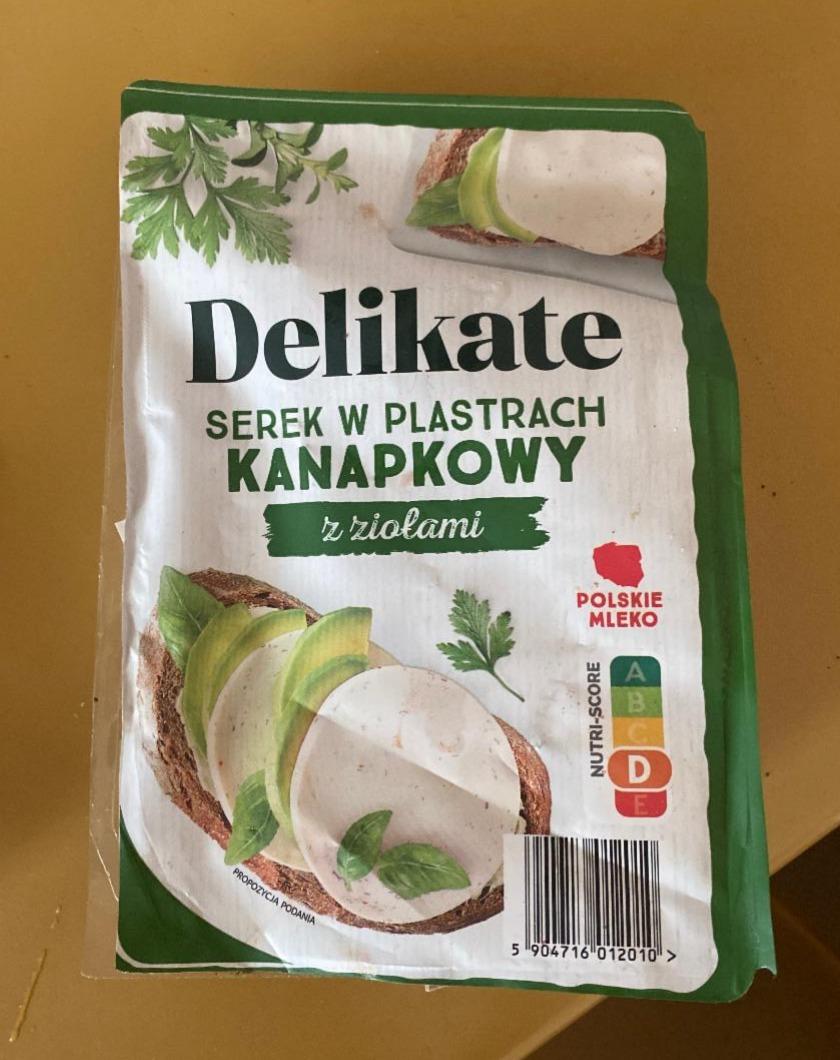 Fotografie - Delikate serek w plastrach kanapkowy z ziolami